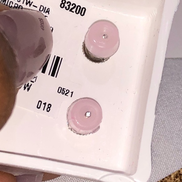 Real diamond earrings, 100% natural genuine authentic diamonds, Not CZ not fake - Picture 5 of 6